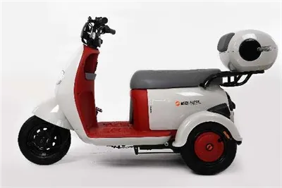 Triratis elektrinis dviratis